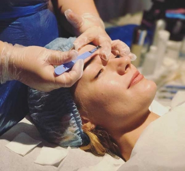 Dermaplaning Facial